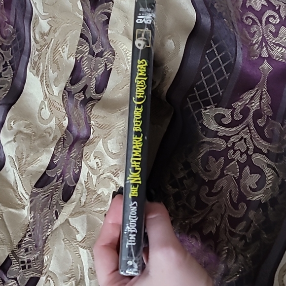 Special Edition Tim Burton's The Nightmare Before Christmas DVD New in plastic - Picture 6 of 8